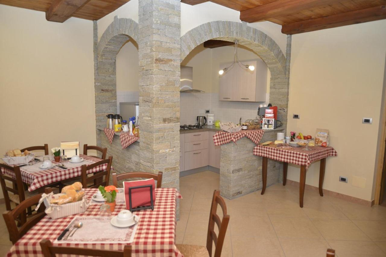 Agriturismo Ai Pruesot Bagnolo Piemonte Ngoại thất bức ảnh